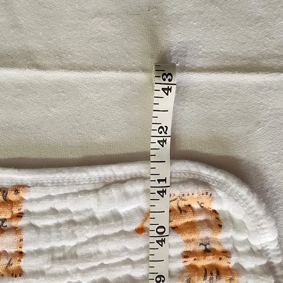 aden + anais Essentials Cat Print Blanket - Picture 3 of 5